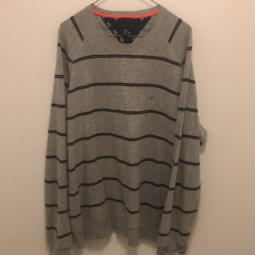 Tommy Hilfiger Men’s sweater.